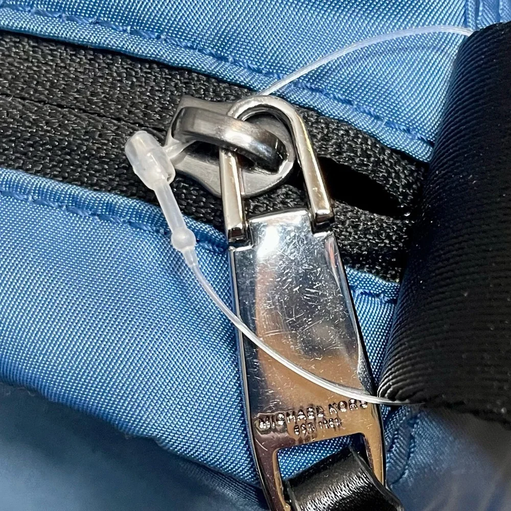 Michael Kors Kent Lg Padded Men’s Messenger Bag - Federal Blue $198 New w/ Tags